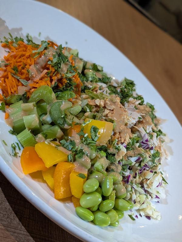 THAI CHICKEN PEANUT SALAD